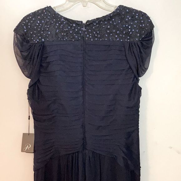 Adrianna Papell Navy Blue Gown - Excellent Condition - Picture 7 of 11